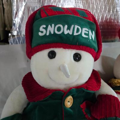 1998 & 1999 Snowden Plush Snowmen Pair – JCPenney Exclusive Holiday Collectibles