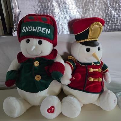 1998 & 1999 Snowden Plush Snowmen Pair – JCPenney Exclusive Holiday Collectibles
