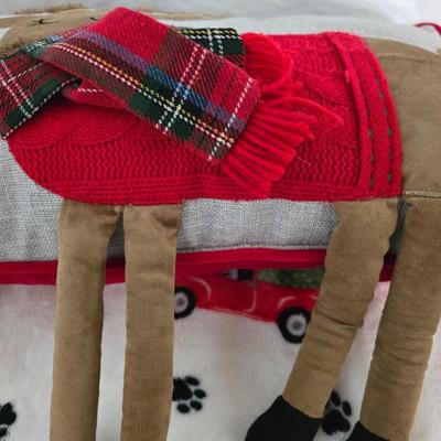 Holiday Decor Bundle – VERY SOFT Plush Blanket, Pillows, Bear, & More
