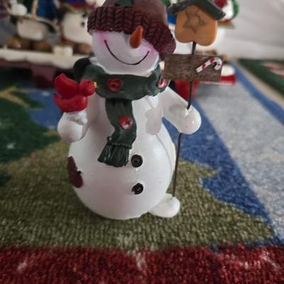 Charming Snowman Christmas Decor Lot – Figurines, Stocking hangers, Cards & Rug