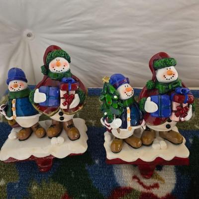 Charming Snowman Christmas Decor Lot – Figurines, Stocking hangers, Cards & Rug
