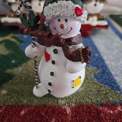 Charming Snowman Christmas Decor Lot – Figurines, Stocking hangers, Cards & Rug