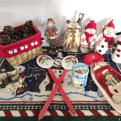 Snowman Christmas Decor Bundle – Figurines, Basket, Rug & More