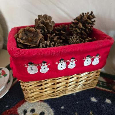 Snowman Christmas Decor Bundle – Figurines, Basket, Rug & More