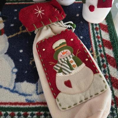Snowman Christmas Decor Bundle – Figurines, Basket, Rug & More