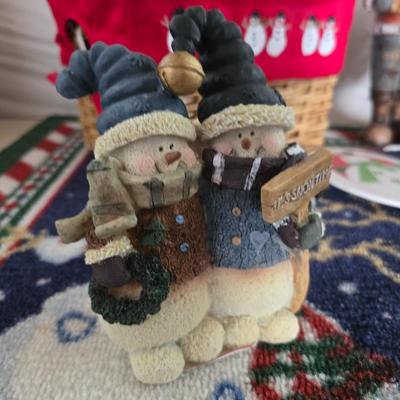 Snowman Christmas Decor Bundle – Figurines, Basket, Rug & More