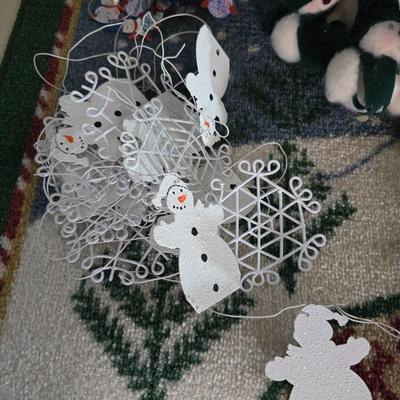 Large Snowman Décor & Ornament Lot – Plush, Fabric, and Folk Art Accents, Rug and more