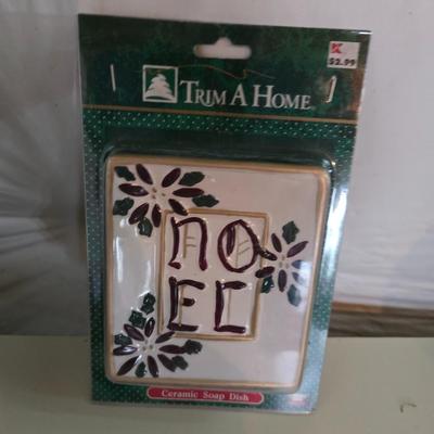 Eclectic Vintage & Handmade Christmas Decor Lot – Stockings, Figurines, Tree & More