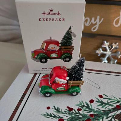 Rustic Holiday Decor Lot – Camper Sign, Plaid Accents, Gnome & More