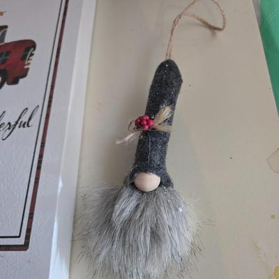 Rustic Holiday Decor Lot – Camper Sign, Plaid Accents, Gnome & More