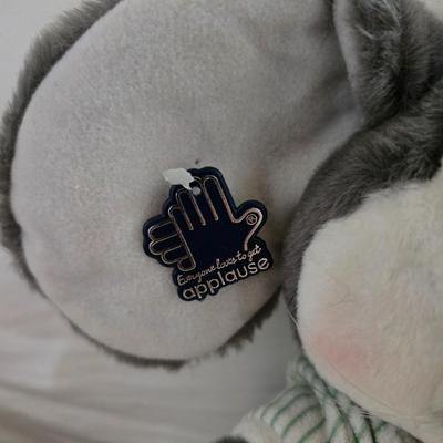Lot: Animated Holiday and Plush Toy Collection – Musical & Decorative