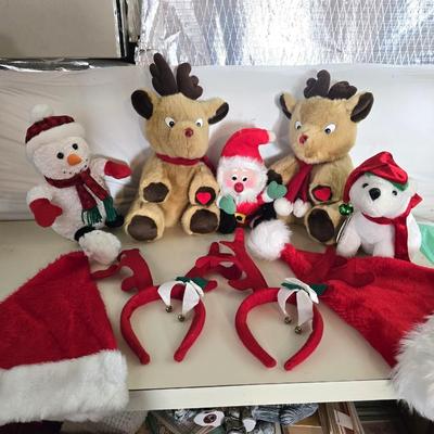 Plush Holiday Characters & Accessories – 9-Piece Christmas Set