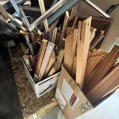 Lot 352 Frame pieces & blocking boards