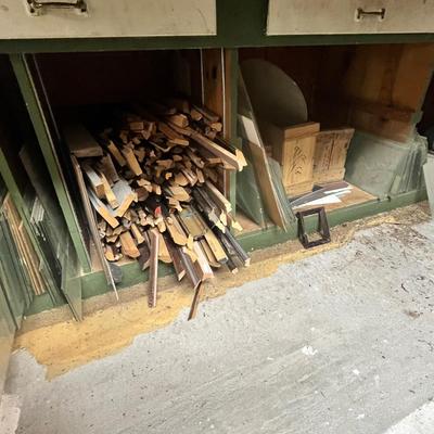 Lot 353 Frame boards & sheet glass