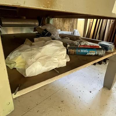 Lot 360 Large work station table