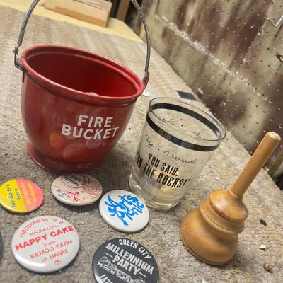 Lot 367 Vintage collectibles lot