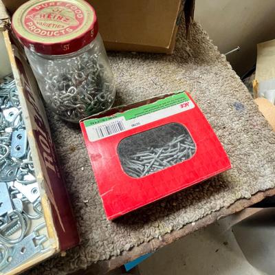 Lot 368 Hardware