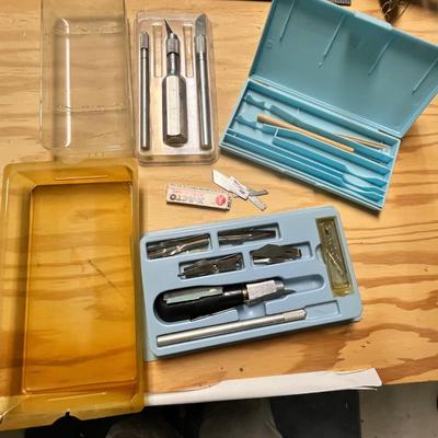 Lot 370 Exacto knives