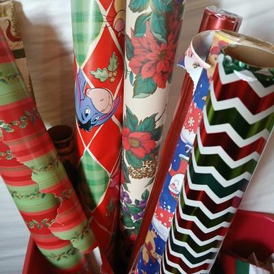Holiday Wrapping & Card Station – Two-Tote Lot
