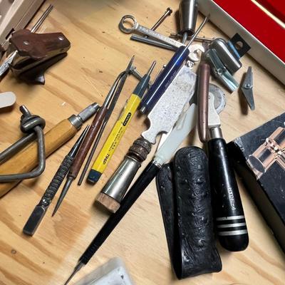 Lot 374 Assorted tools