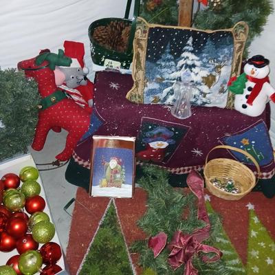 Rustic Artificial Christmas Tree & Holiday Decor Display Lot