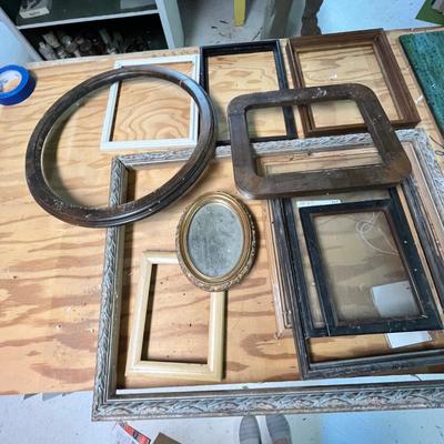 Lot 376 Assorted frames