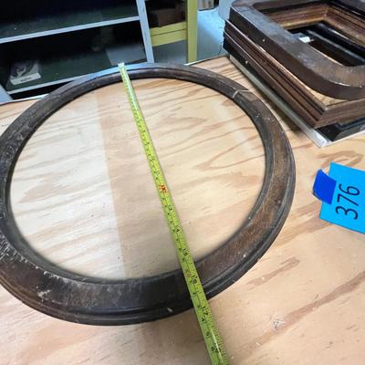 Lot 376 Assorted frames