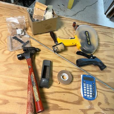 Lot 379 Assorted tools