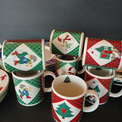 1998 Welcome Winter Holiday Stoneware Dish Set by Go-Gator