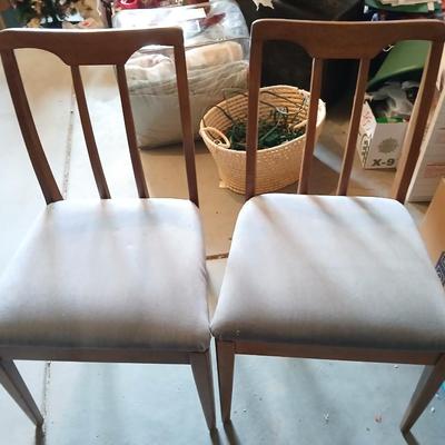 Mid-Century Modern Drop-Leaf Dining Table with 6 Chairs