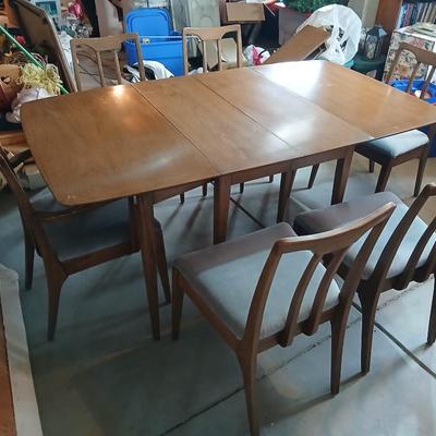 Mid-Century Modern Drop-Leaf Dining Table with 6 Chairs