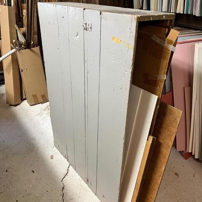 Lot 380 Antique box w/ matting