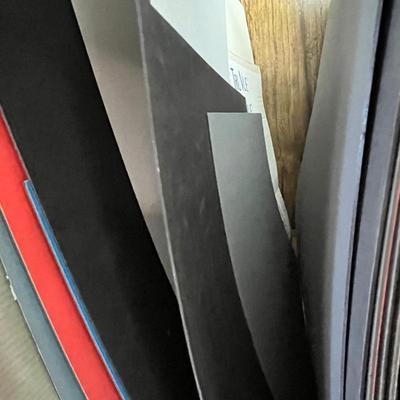 Lot 386 Lot #6 Matting material