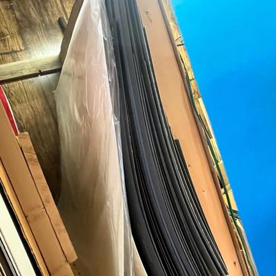 Lot 386 Lot #6 Matting material