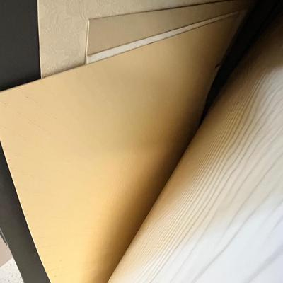 Lot 389 Lot #9 Matting material