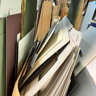 Lot 393 Lot #13 Matting material