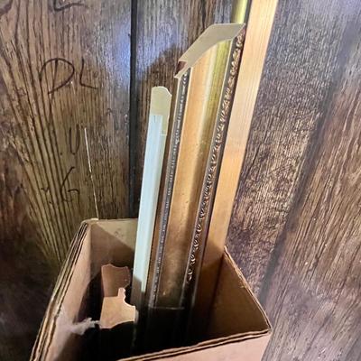 Lot 400 Lot of Framing wood