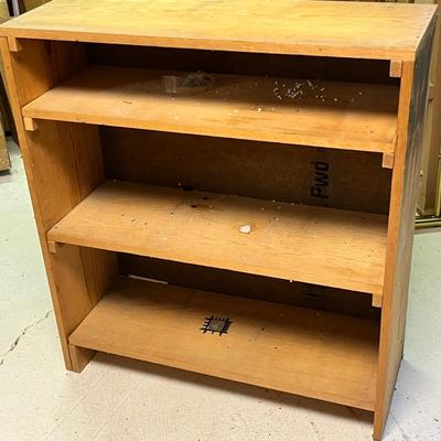 Lot 403 Industrial shelf