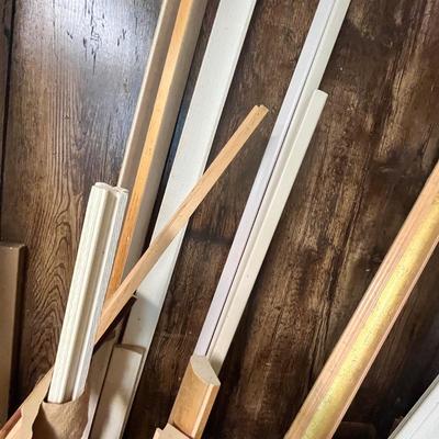 Lot 407 Another assorted lot of frame wood
