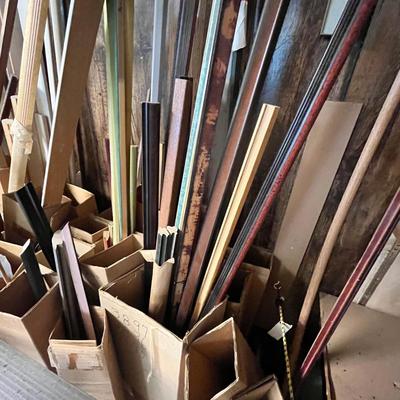 Lot 407 Another assorted lot of frame wood