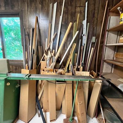 Lot 407 Another assorted lot of frame wood