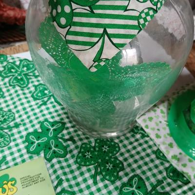 Large Lot of St. Patrick’s Day Décor – Towels, Hats, Shamrocks, Crafts