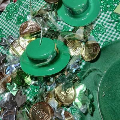 Large Lot of St. Patrick’s Day Décor – Towels, Hats, Shamrocks, Crafts
