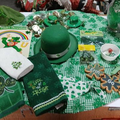 Large Lot of St. Patrick’s Day Décor – Towels, Hats, Shamrocks, Crafts
