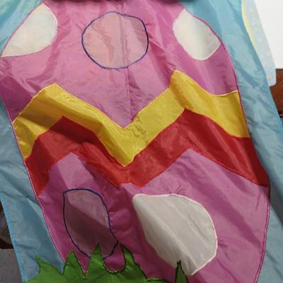 Large Easter Décor & Basket Lot – Plush, Eggs, Ornaments, rug, Fabric Décor all in a nice storage tote!