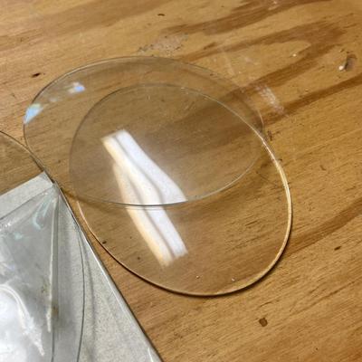 Lot 409 Small oval & round glass for frames