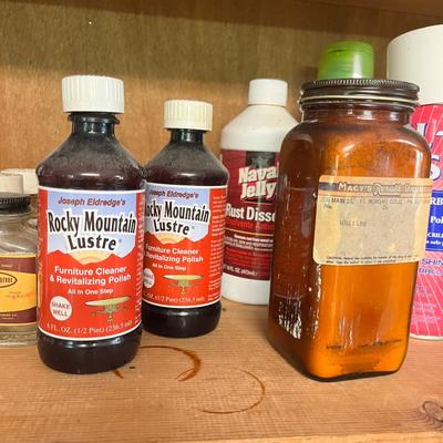 Lot 418 More Framing & Art chemicals
