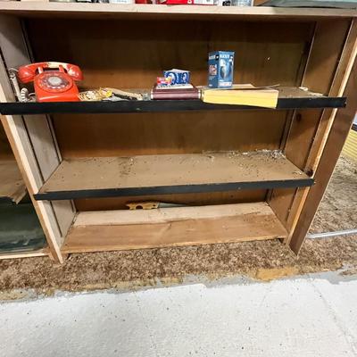 Lot 420 Vintage items