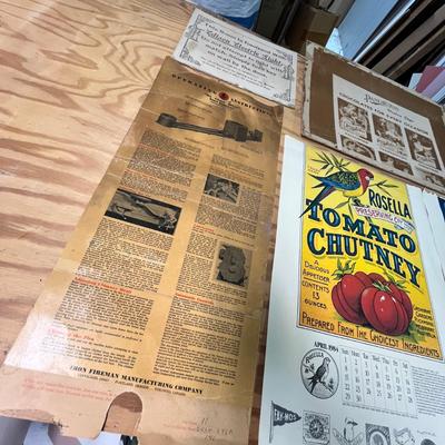 Lot 433 Vintage photos & Advertising