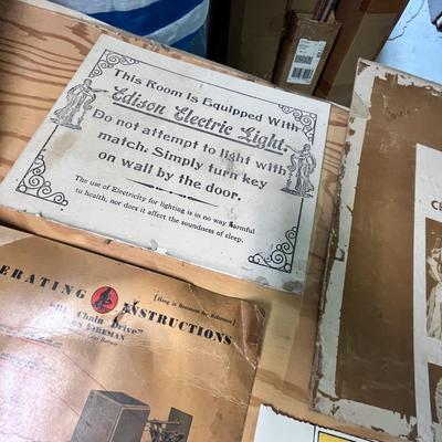 Lot 433 Vintage photos & Advertising